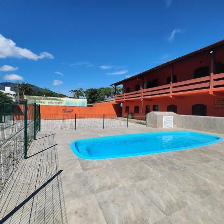 0001.03 - Maranduba - Apto - 2 Dormitorio - 8 Pessoas - 2 Quadras Do Mar - Piscina - Wi-Fi Ubatuba Buitenkant foto